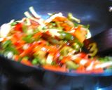 A picture of step 7 of Veg hakka noodles / chow mein.
