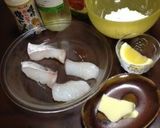 A picture of step 1 of Pacific Cod Meunière.