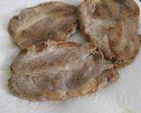 Foto del paso 2 de la receta: Filetes de cabeza de lomo en salsa