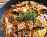 Foto del paso 12 de la receta: Pollo asado con níscalos y senderuelas