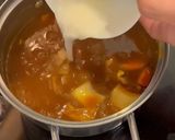 Hình bước làm 8 của món Cơm nhà 9 - cà ri gà, canh cá cải trắng đậu hũ