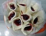 A picture of step 3 of LG STRAWBERRY MINI PUFF( VEGAN AND KIDS ).