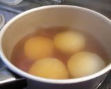 A picture of step 2 of Lightly Flavored Daikon Radish with Chicken Ankake Sauce.