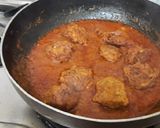 A picture of step 8 of Kofta gravy.