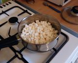 A picture of step 3 of Vickys Easy Pumpkin Fudge.
