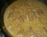 A picture of step 2 of Beef Strogonoff.