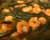 A picture of step 5 of Stir- Fried Garlic Shrimp with String Beans.