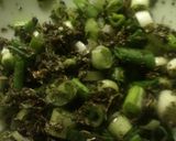 A picture of step 2 of Kandi‘s Garlic Marinara Sauce.