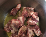Foto del paso 2 de la receta: Aletría con alcachofas y costillejas