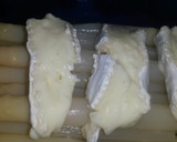 A picture of step 3 of Sig's Asparagus, Almond and Cheese Bake.