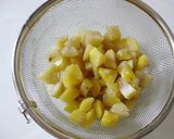 A picture of step 4 of Chestnut and Sweet Potato Yokan.