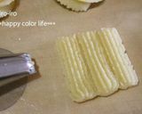 A picture of step 8 of Cute and Delicious Piped Cookies.