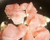 A picture of step 4 of Pan-fried Chicken with Miso and Mayonnaise.