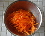 A picture of step 2 of Lotus Root Salad with Fragrant Sesame.
