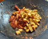 Foto langkah ke 4 dari resep Balado Cumi Asin Tempe.