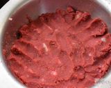A picture of step 1 of Beetroot, apple and carrot cutlet chat.
