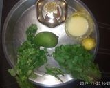 A picture of step 1 of Chutney pulao.