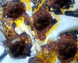 A picture of step 7 of Sweet n Garlicy Appetizer Meatballs.