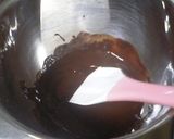 A picture of step 4 of Pralines Chocolate Tart.