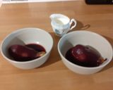 A picture of step 6 of Easy pears in red wine.