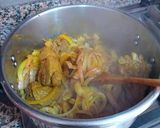 Foto del paso 8 de la receta: Cordero guisado en salsa reducida de dos cebollas con pasas