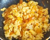 Foto langkah ke 4 dari resep Telur Cah Tomat.