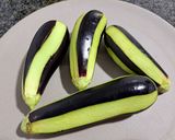 A picture of step 1 of Eggplant Mtabbak.