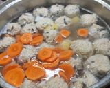 Foto langkah ke 6 dari resep Sop bakso serabut.