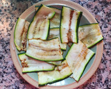 Foto del paso 1 de la receta: Lasaña de calabacín y atún (383 kcal)