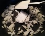 Borsós tokány főtt burgonyával recept fázis 2 fotója