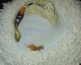 Foto del paso 2 de la receta: Medialunas de manteca