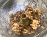 Une image de l'étape 2 de Cake 🪺figues noix 🌰 pistaches 🍯.