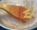 Foto del paso 2 de la receta: Macarrones a 'la Carbonara' de Pollo