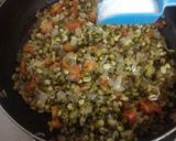 A picture of step 4 of Sprouted Moong Masala.