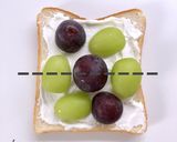 Foto del passaggio 1 della ricetta Sandwich con uva