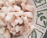 Foto del paso 1 de la receta: Fideuá de bacalao desalado, sepia y tinta