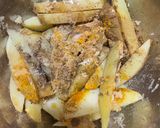 صورة لخطوة 2 من وصفة بطاطس بالقلايه الهوائية 🍟