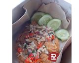 Foto langkah ke 15 dari resep 14. Ayam Geprek Sambal Matah.