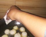A picture of step 3 of Dahi Bhalla.
