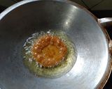 Foto langkah ke 2 dari resep Kue Cucur.