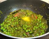 A picture of step 8 of SPINACH RICE with PEAS..