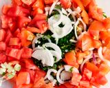Foto del paso 3 de la receta: Ensalada de garbanzos nutritiva y refrescante