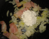 A picture of step 7 of Chowder-Like Pasta with Spring Cabbage and Clams.