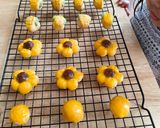 Foto langkah ke 5 dari resep Nastar Klasik Bentuk Bunga dan Jagung.