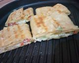 A picture of step 2 of Cheesee paratha.
