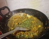 A picture of step 3 of Kacche kele ki bhujiya.