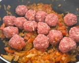 Foto del paso 6 de la receta: Guisado albóndigas con patatas
