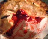 A picture of step 8 of sunhine 's candy apple pie.