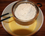 Foto del paso 3 de la receta: Bizcocho de naranja y chispas de chocolate