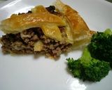 A picture of step 5 of Meat Pie with Mozzarella Cheese.